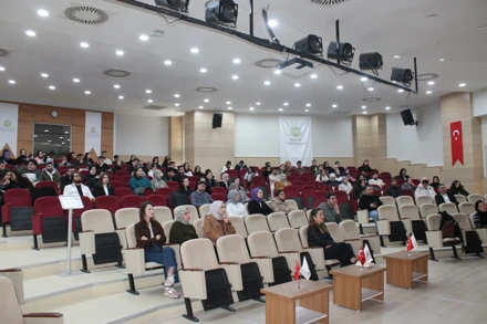 "Yapay Zekâ ve Küresel İlişkiler“ Konulu Seminer Gerçekleşti.