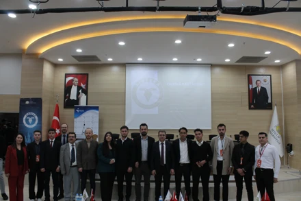  "Finteka Kariyer Zirvesi“ Konulu Konferans Gerçekleşti.