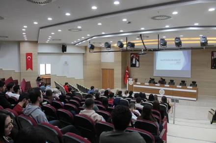 "Ekonomi Söyleşileri l: Gelir Dağılımı" Konulu Etkinlik Gerçekleşti.