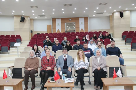 "Uluslararası Hukukta Self-Determinasyon: Birlikte Yaşamak İçin Özgürlük“ Konulu Seminer Yapıldı.