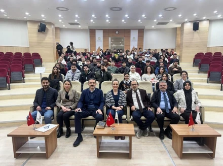 "Kariyer Tecrübe Paylaşımı“ Konulu Seminer Gerçekleşti.