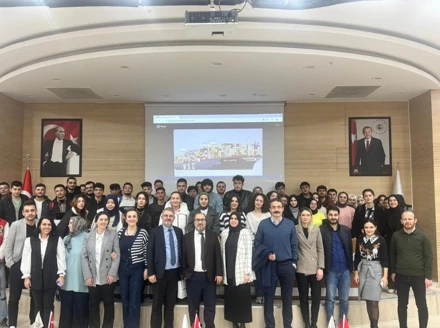 "Kariyer Tecrübe Paylaşımı“ Konulu Seminer Gerçekleşti.