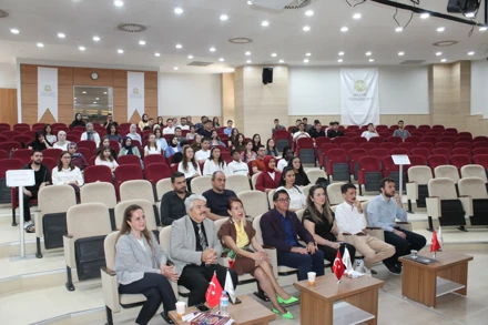 İktisat Bölümü Oryantasyon Eğitimi Gerçekleşti.