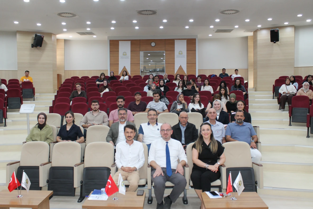 İşletme Bölümü Oryantasyon Eğitimi Gerçekleşti.