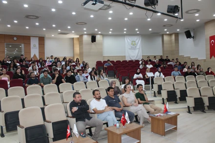 Uluslararası İlişkiler Bölümü Oryantasyon Eğitimi Gerçekleşti.