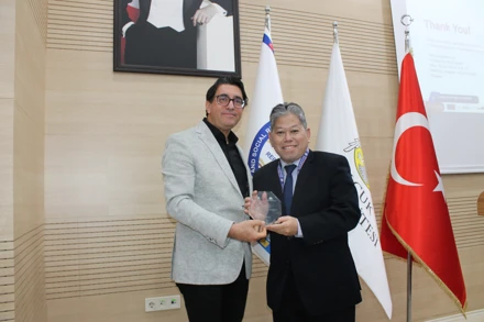 2. Uluslararası Maliye ve Finans Kongresi ve 6. Uluslararası Anadolu Bilimsel Araştırmalar Kongresi Yapıldı.