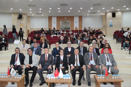 2. Uluslararası Maliye ve Finans Kongresi ve 6. Uluslararası Anadolu Bilimsel Araştırmalar Kongresi Yapıldı.