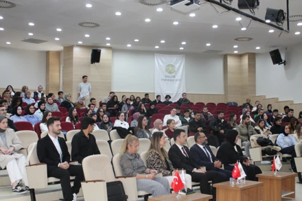 "Kariyer Günleri“ Konulu Konferans Gerçekleşti.