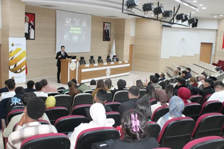"Kariyer Günleri“ Konulu Konferans Gerçekleşti.