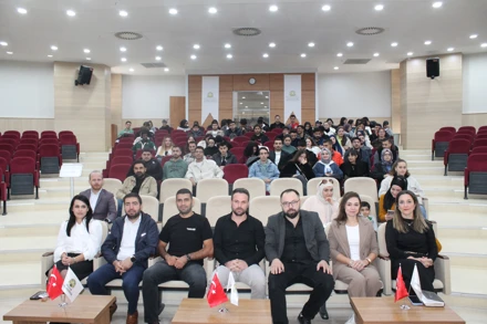 "Uluslararası Ticarette İşleyiş ve Yazılı Olmayan Kurallar" Konulu Seminer Gerçekleşti.