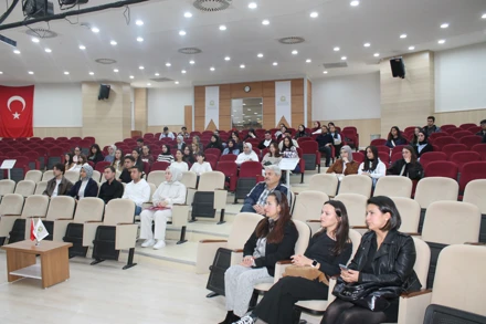 "İİBF Öğrenci Buluşmaları -I" Konulu Söyleşi Gerçekleştirildi.