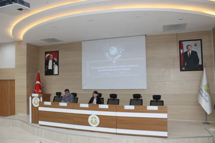 "Uluslararası Duruma Genel Bakış ve Japonya'nın Dış Politikası" Konulu Seminer Gerçekleştirildi.