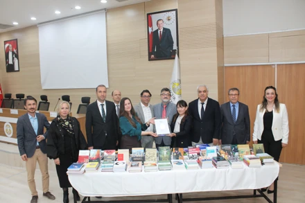"Uluslararası Duruma Genel Bakış ve Japonya'nın Dış Politikası" Konulu Seminer Gerçekleştirildi.
