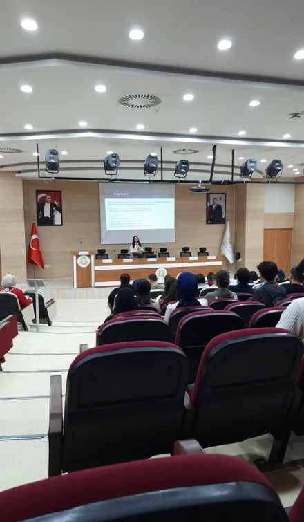  "TÜBİTAK 2209 Öğrenci Proje Eğitimi" Konulu Söyleşi Gerçekleştirildi.