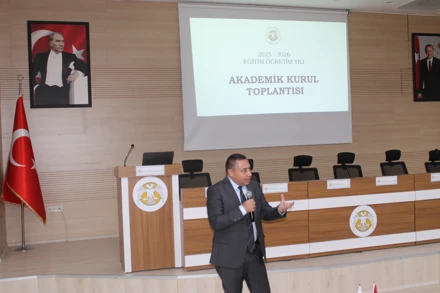 Fakültemiz 2025-2026 Eğitim-Öğretim Yılı Akademik Kurul Toplantısı Yapıldı.