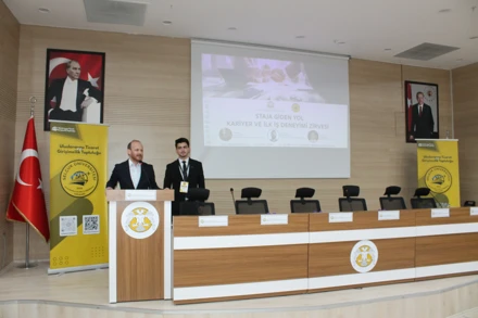 "Staja Giden Yol Kariyer ve İlk İş Deneyimi Zirvesi" Konulu Konferans Gerçekleştirildi.
