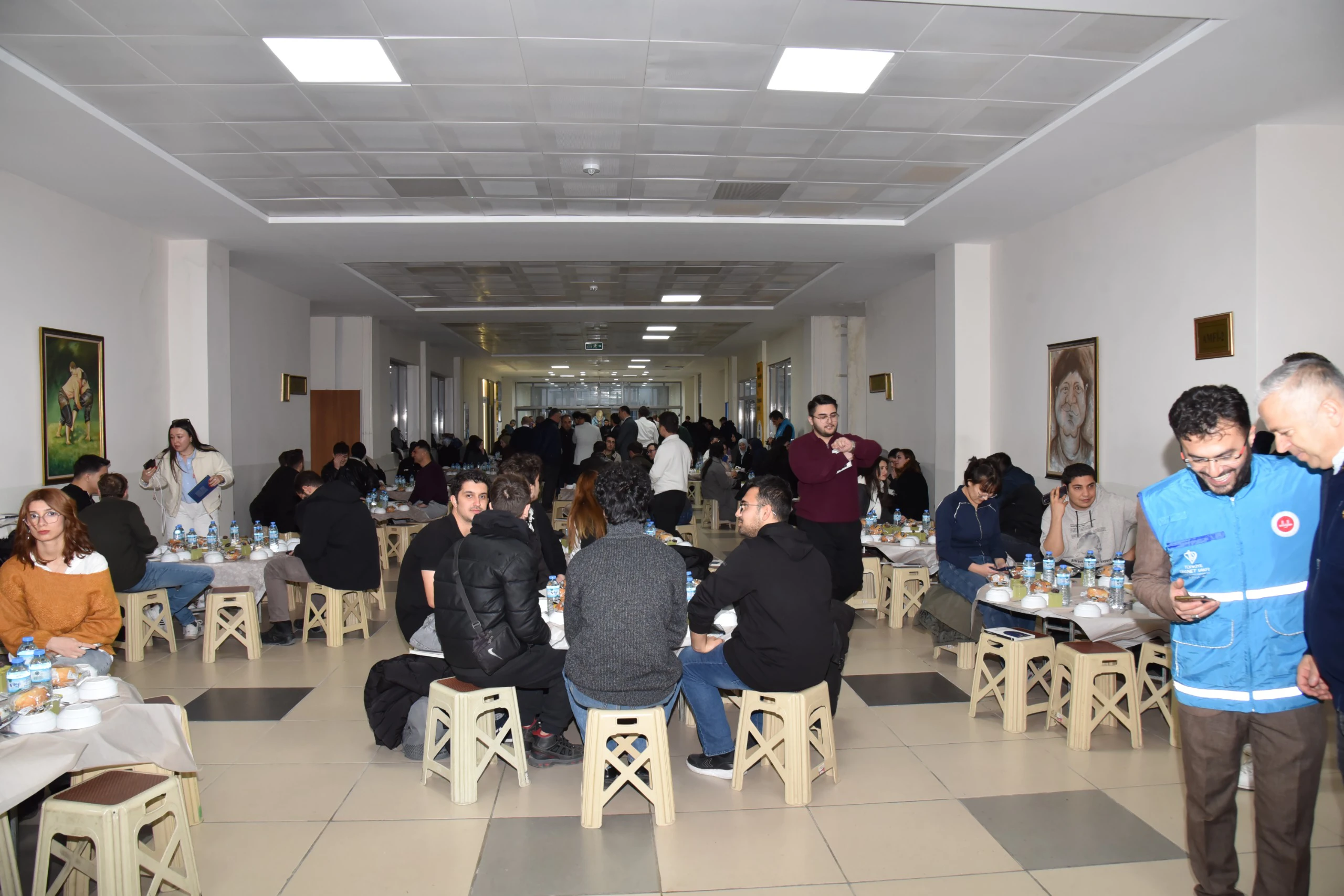 (SÜMEDER) ve Konya İl Müftülüğü İş Birliğiyle Fakültemizde İftar Programı Gerçekleşti.