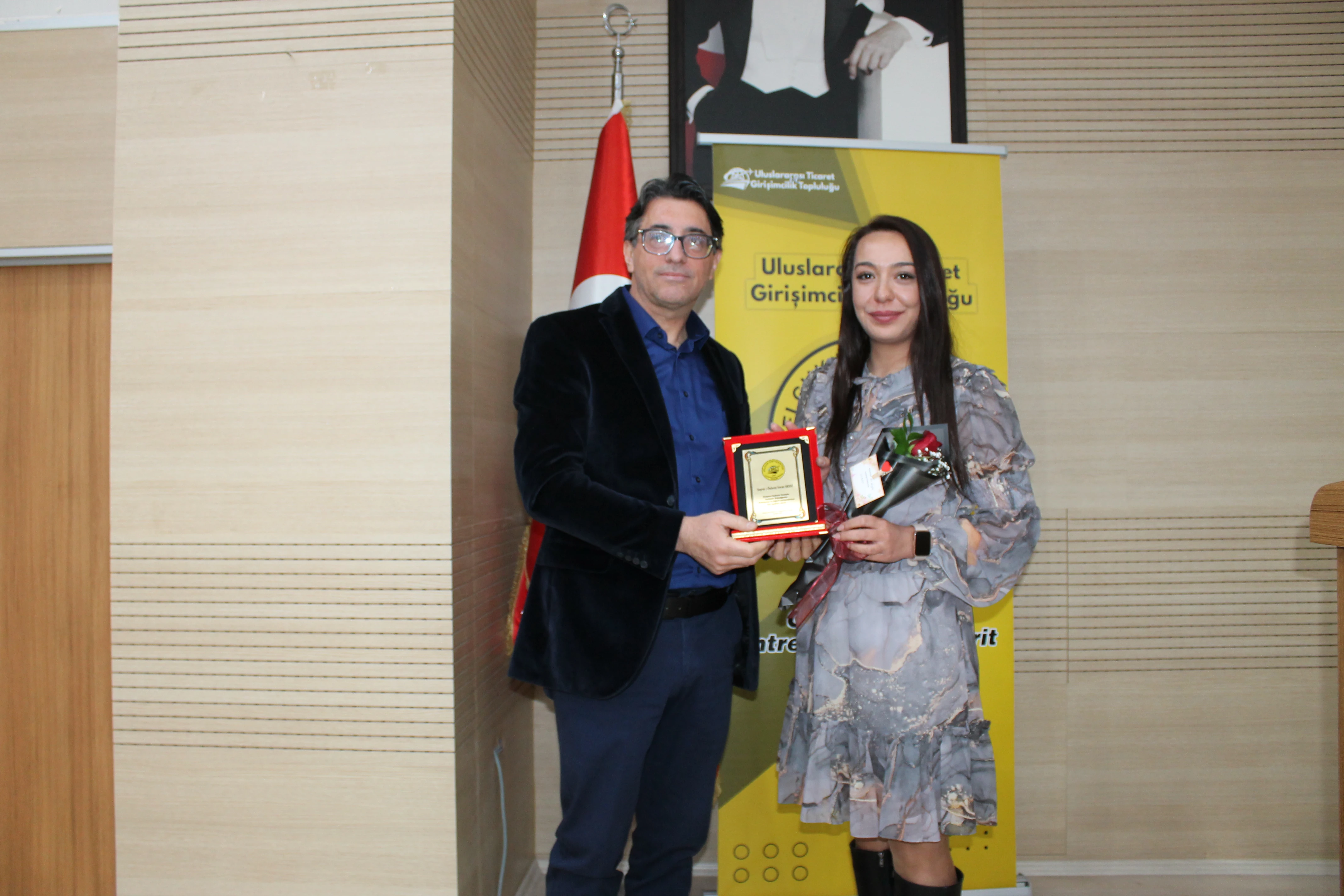 "Girişimci Kadınlar Deneyim Paylaşımı“ Konulu Konferans Gerçekleştirildi.