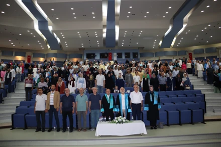 İlahiyat Fakültesi 2024 Yılı Mezuniyet Töreni Gerçekleştirildi