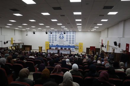 "Filistin ve Haçlılar" Konulu Konferans