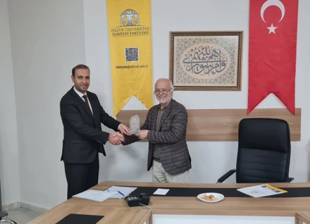 Fakülte Sekreterimiz Abdulbaki Özdemir'e Veda Programı