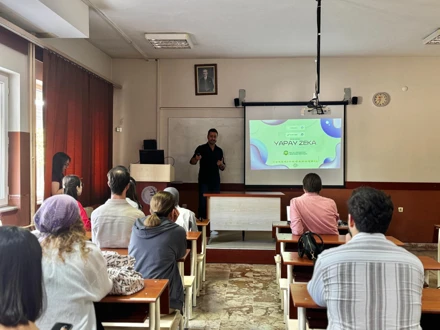 İletişim Fakültesinde ‘Sosyal Bilimlerde Yapay Zeka’ konulu etkinlik düzenlendi