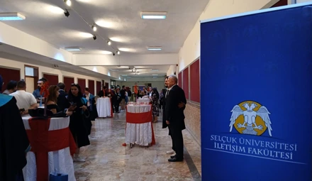 İletişim Fakültesi, 29. Dönem mezunlarını törenle uğurladı