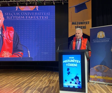 İletişim Fakültesi, 29. Dönem mezunlarını törenle uğurladı