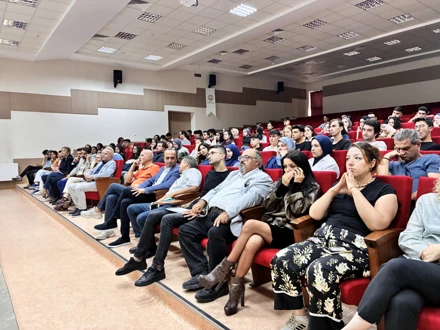 İletişim Fakültesinde oryantasyon toplantısı yapıldı