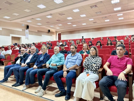 İletişim Fakültesinde konferans serileri başladı
