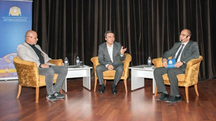 Gazze’deki soykırıma tanıklık eden gazeteciler, öğrencilerle buluştu