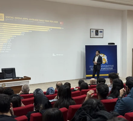 İletişim Fakültesi öğrencilerine TRT’den dijital içerik üretim tavsiyeleri