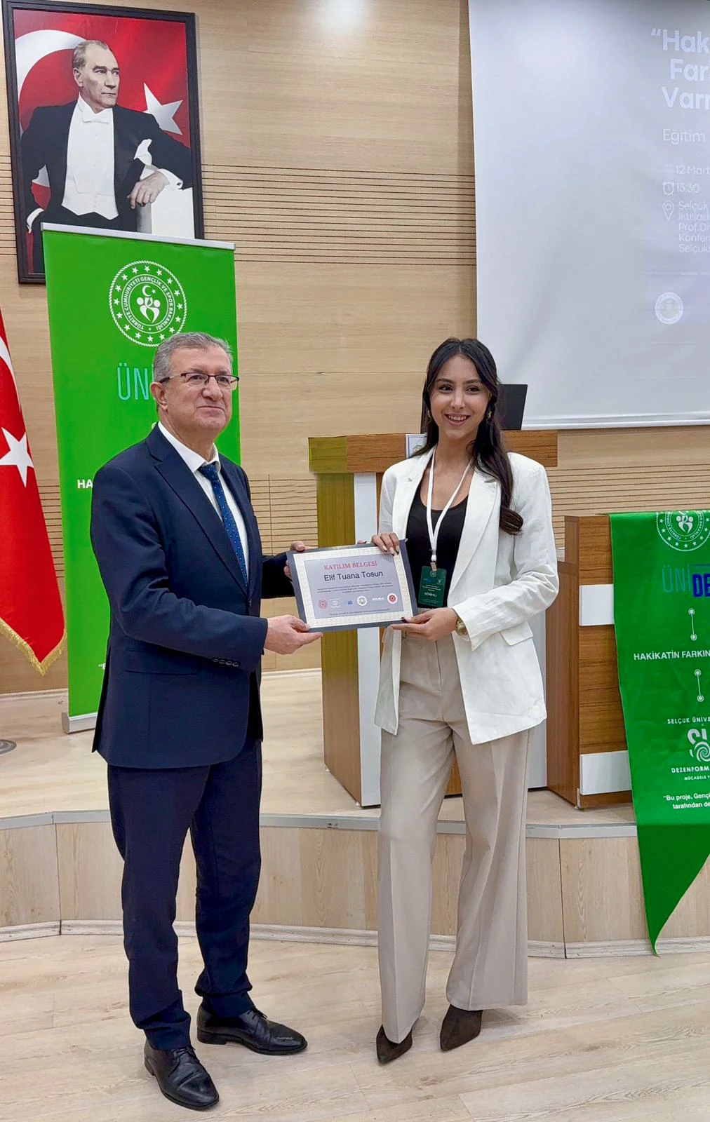 Selçuk Üniversitesinde dijital çağın tehdidi ele alındı: ‘Hakikatin Farkına Varmak’