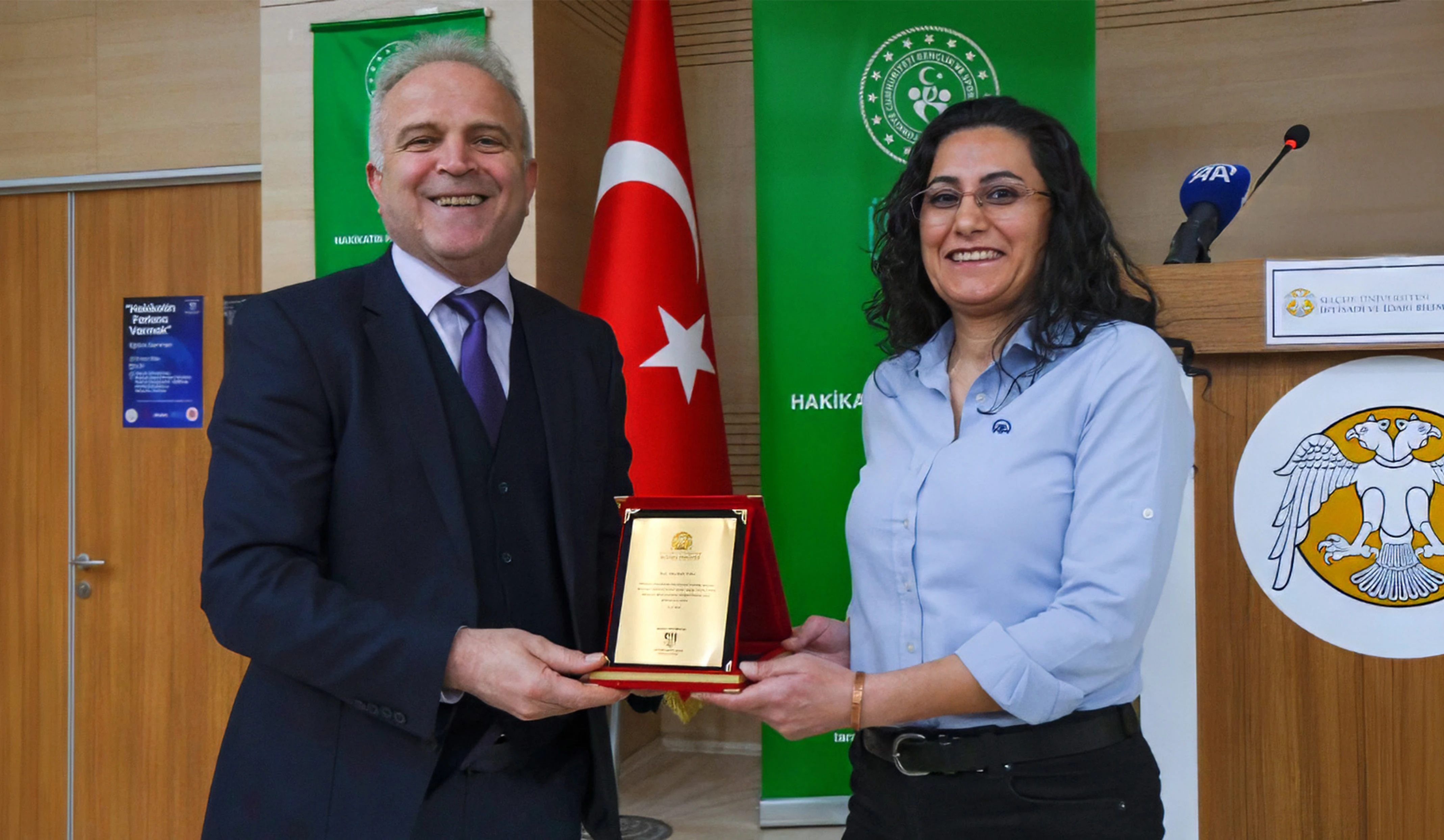 Selçuk Üniversitesinde dijital çağın tehdidi ele alındı: ‘Hakikatin Farkına Varmak’