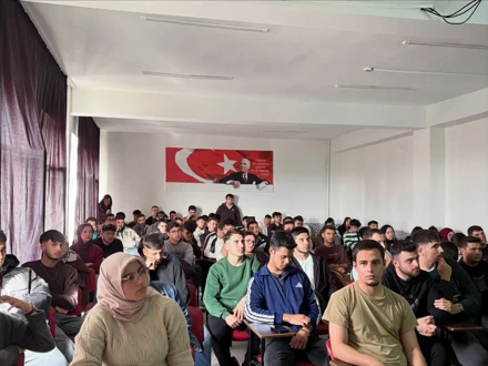  Türk Çağdaşlaşma Süreci ve Atatürk