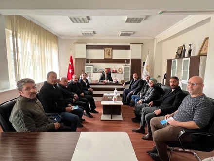 Cumhuriyet Halk Partisi Ilgın Belediye Başkan Adayı Merve BEKTAŞ ve yönetim ekibi, Meslek Yüksekokulumuzu ziyaret etmişlerdir.