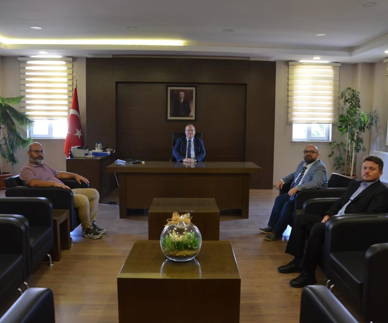 Ilgın Kaymakamı Sayın Aytekin YILMAZ’ı makamında ziyaret