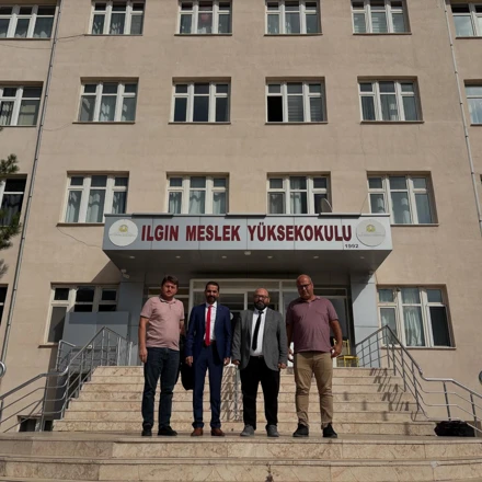 Türk Eğitim-Sen Konya 3 No’lu Şube Başkanı Prof.Dr. Fatih İşcan Meslek Yüksekokulu yönetimimiz ve personellerimizi ziyaret