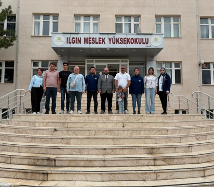 Ilgın TEMA Vakfı Temsilcisi Sayın Zeynel TEKER ve yönetim ekibi, Yüksekokul yönetimimize hayırlı olsun ziyaretinde bulunmuşlardır.