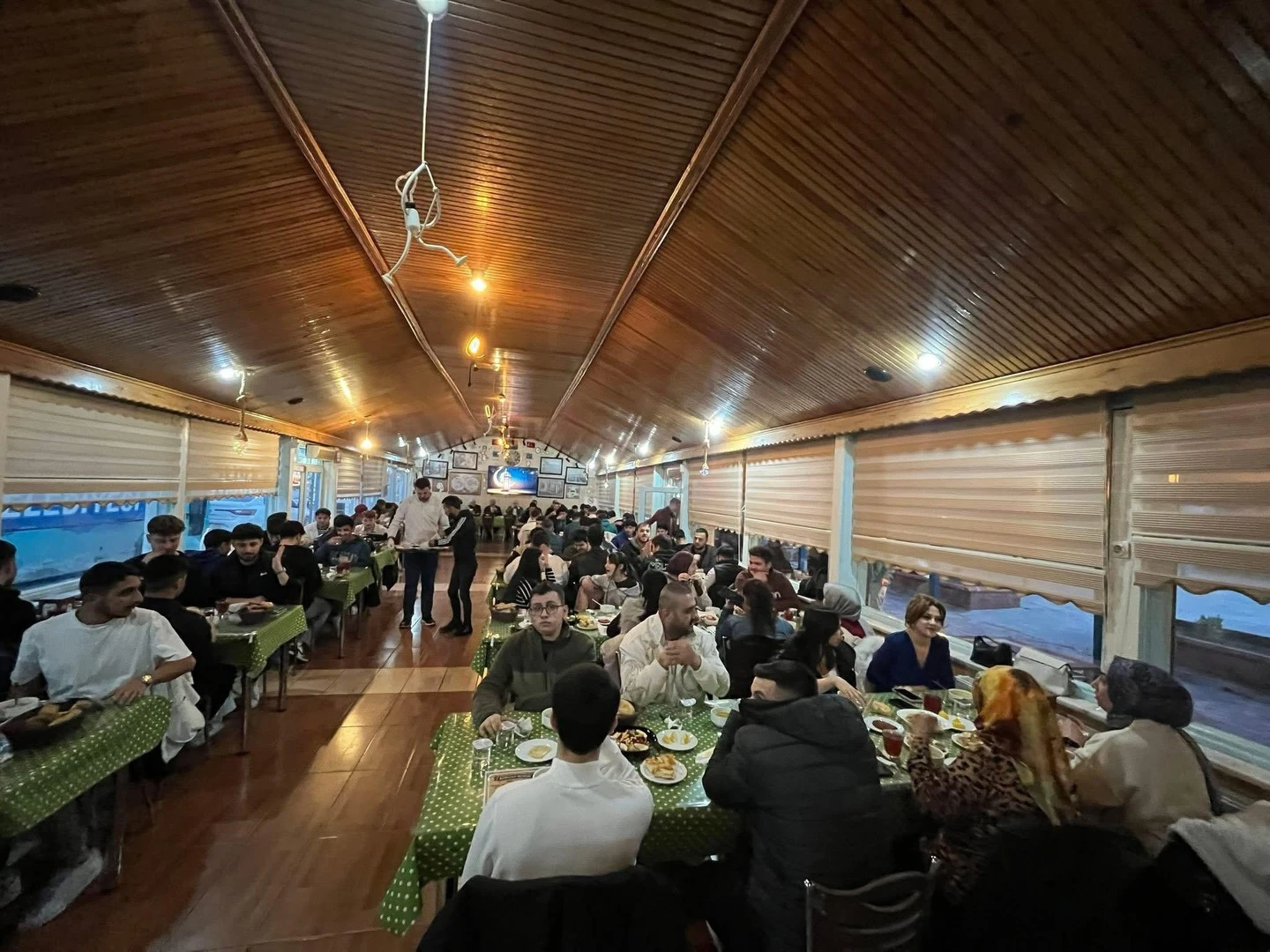 SELÇUK ÜNİVERSİTESİ ILGIN MESLEK YÜKSEKOKULU ÖĞRENCİLERİ İFTAR SOFRASINDA BULUŞTU