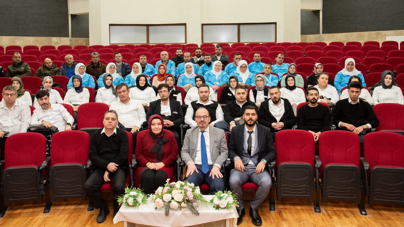 Selçuk Üniversitesinde hizmet içi eğitim yapıldı