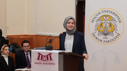 Türkiye’nin en genç Milletvekili Aydemir, SÜ’de öğrencilerle buluştu