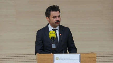 Başkan Altay, Selçuk Üniversitesinde öğrencilerle buluştu