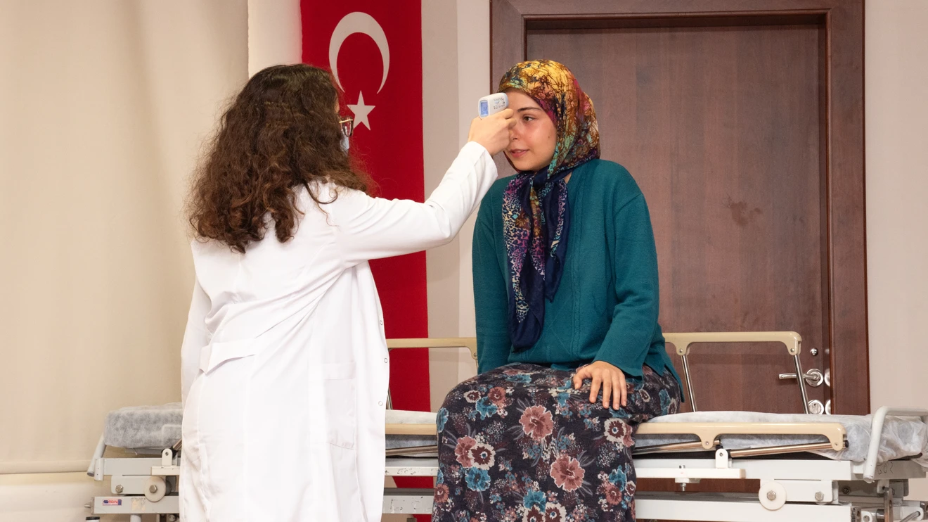 Selçuk Üniversitesinde antibiyotik kullanımına tiyatroyla dikkat çekildi