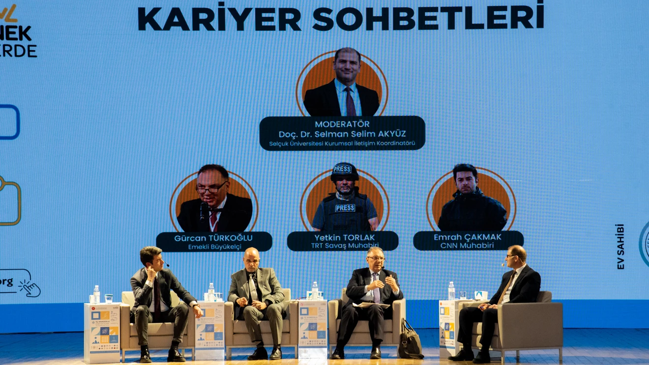 İKAF’25’te kariyer söyleşisi düzenlendi