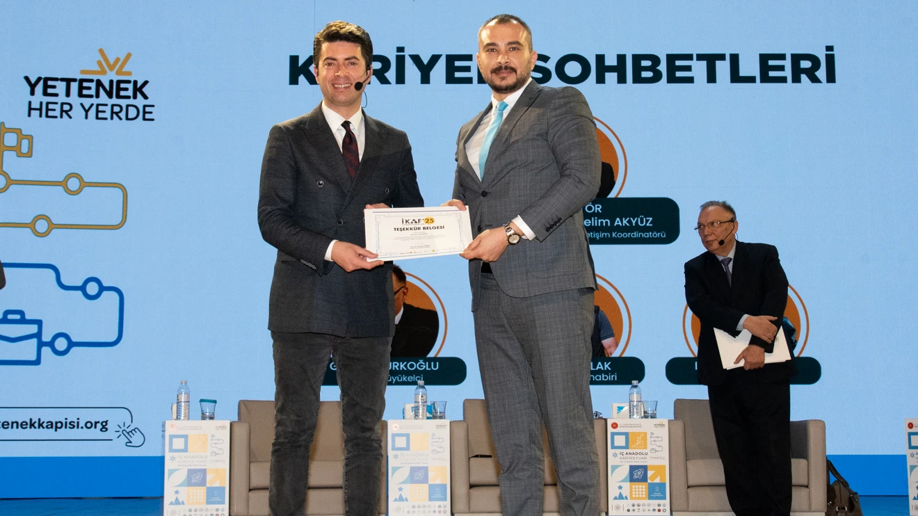 İKAF’25’te kariyer söyleşisi düzenlendi
