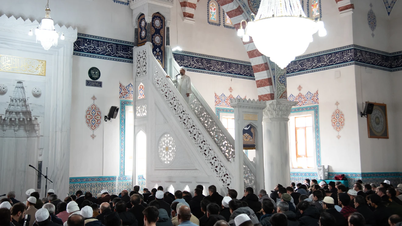 Diyanet İşleri Başkanı Erbaş, öğrencilerle buluştu