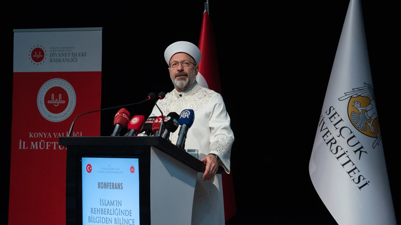 Diyanet İşleri Başkanı Erbaş, öğrencilerle buluştu