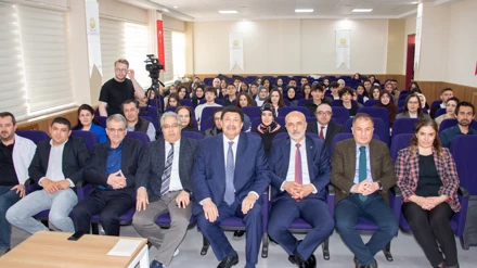 Fen Fakültesi öğrencileri beyaz önlük giydi
