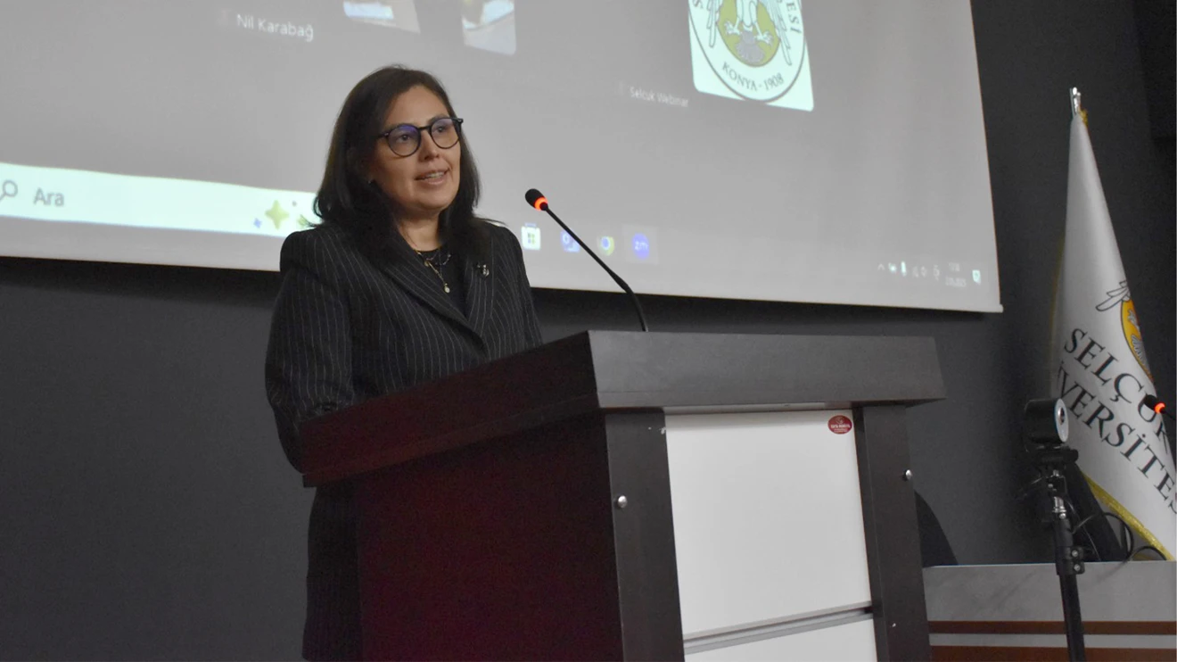 “Yapay Zeka ve Moda Tasarımında Yeni Yaklaşımlar Paneli” yapıldı